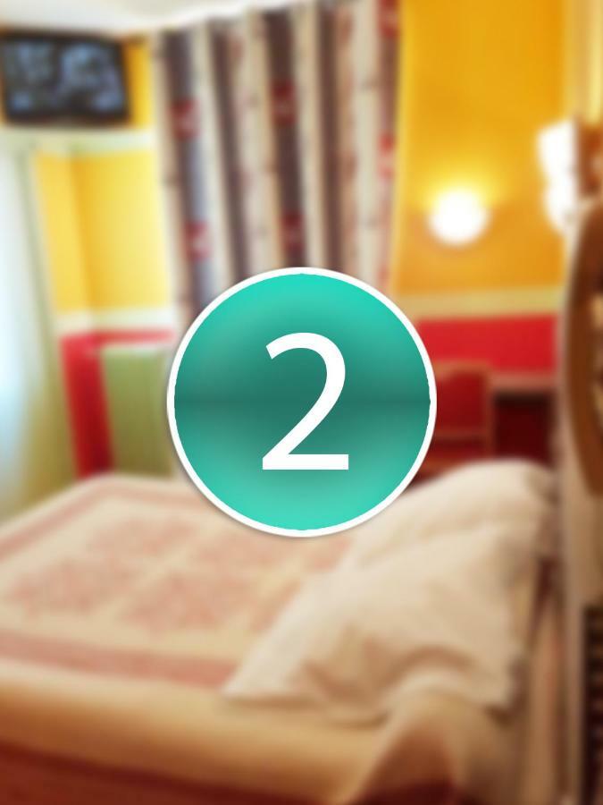 Hotel Des Voyageurs Chez Betty Neussargues en Pinatelle Номер фото